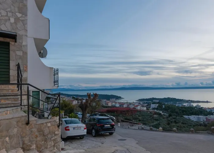 Ane - By Guide * Makarska